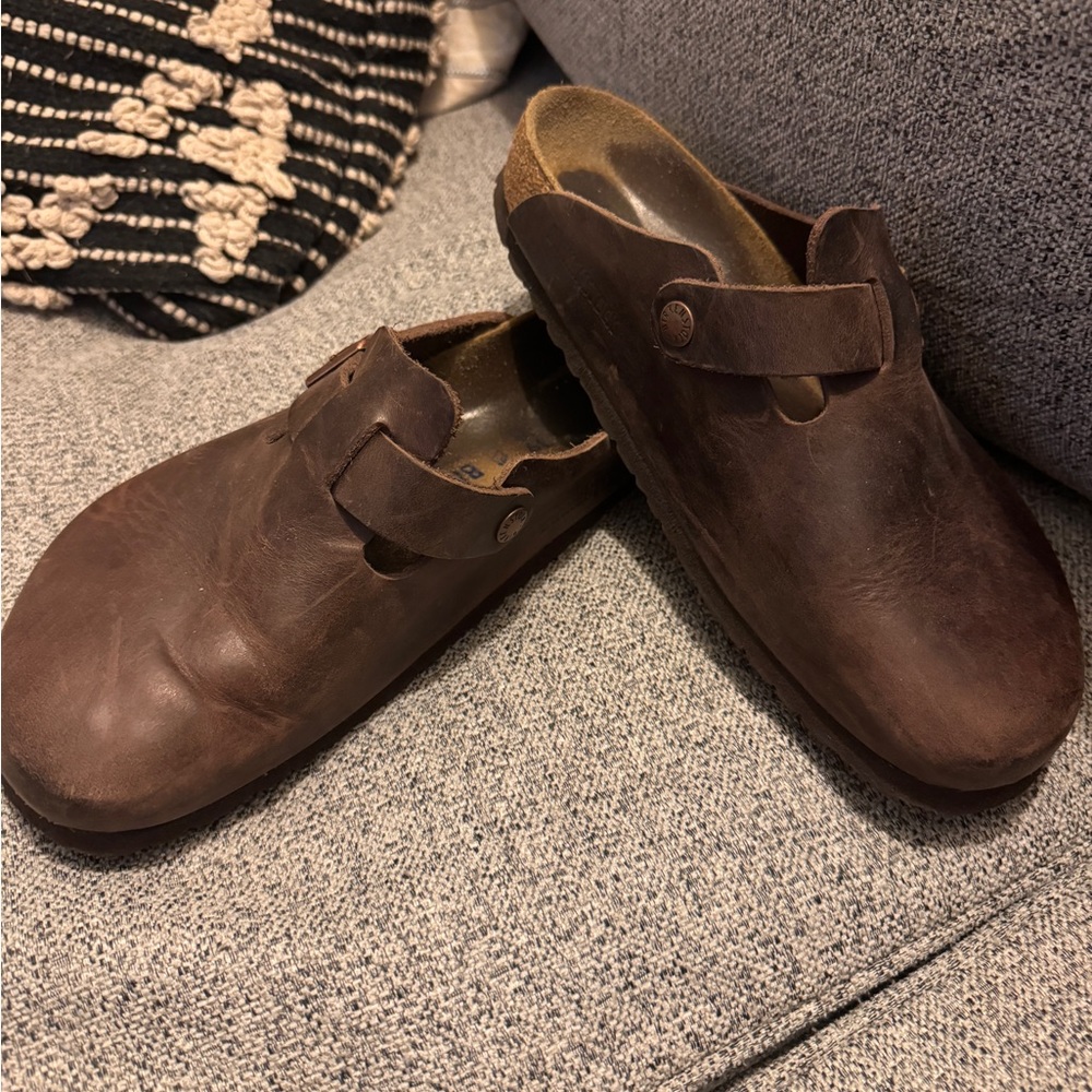 Birkenstock Boston Clogs- Oiled Leather (gently used)